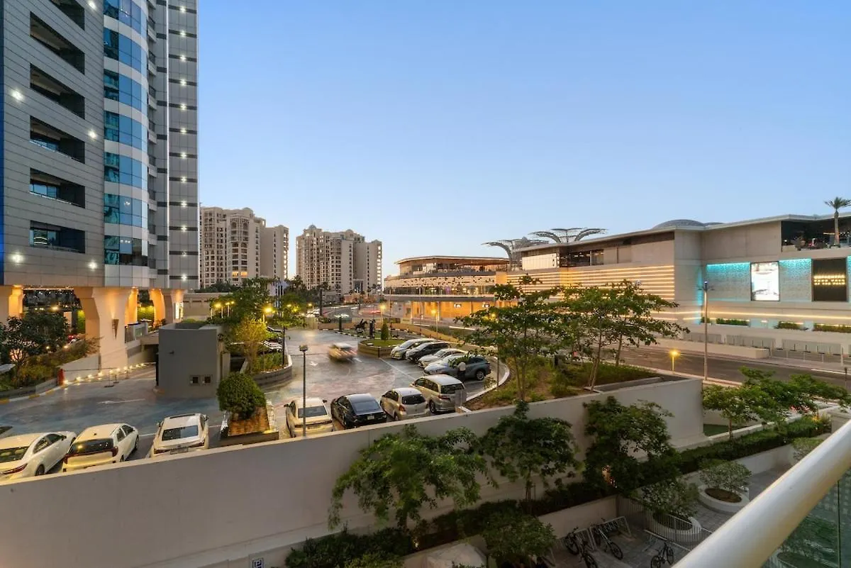First Class Studio Palm Paradise Dubai