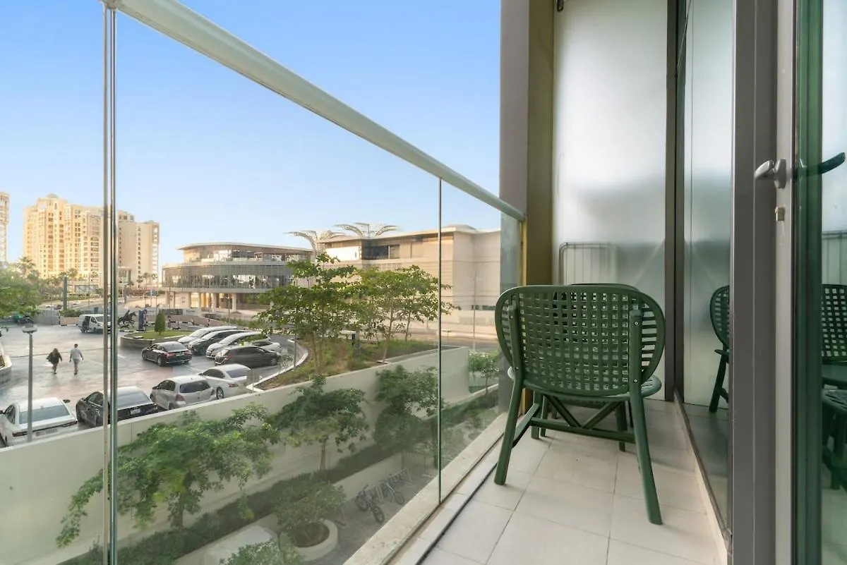 Apartment First Class Studio Palm Paradise Dubai